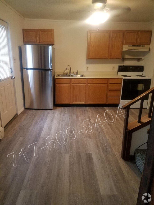 Building Photo - 324 4th St Unit B Rental