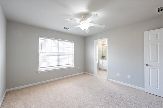 Photo - 2190 Landing Walk Dr