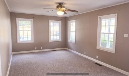 Photo - 301 Pierce St