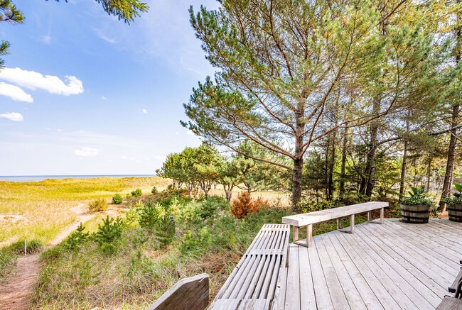 Photo - 1802 Minnesota Ave