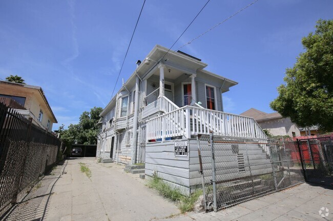 Building Photo - 9701 D St Unit C Rental