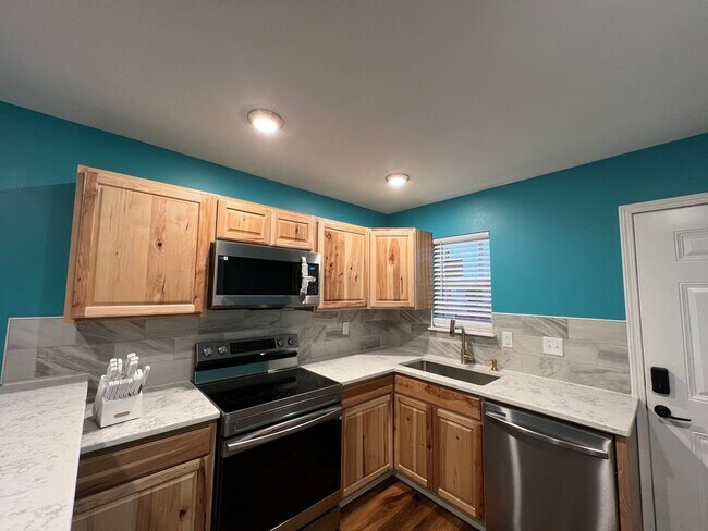 Photo - 127 Andoe St