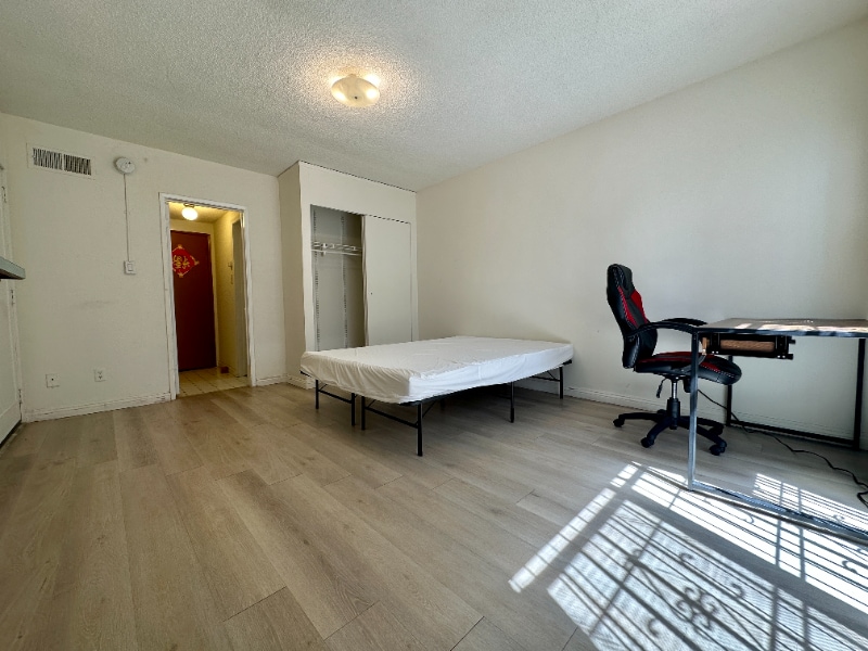 Photo - 11510 Ohio Ave