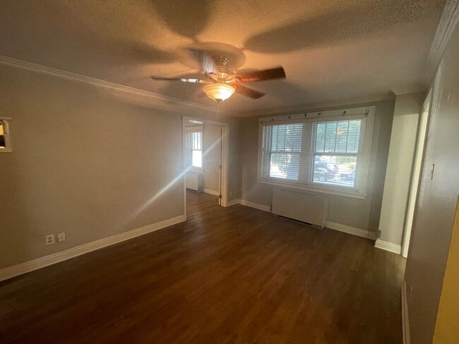 Photo - 1 Bedroom 1.5 Bathroom Apartment Steps Away From DU Unit #112