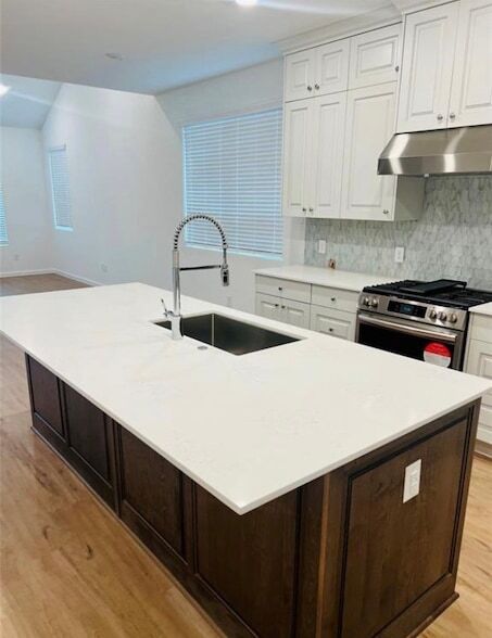 Photo - 27007 Aurora Gdn Ln