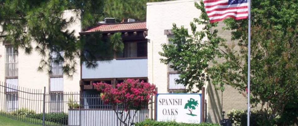 Spanish Oaks Apartments - Spanish Oaks Apartments