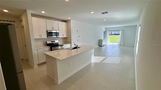 Photo - 2737 Armstrong Ave