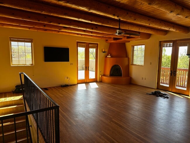 Planta abierta - 501 Rio Grande Ave Unidad J-1