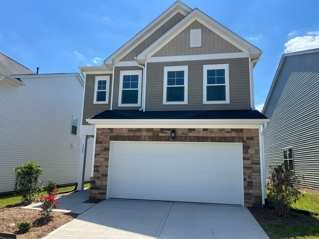**3 Bed, 2.5 Bath Home for Rent @ Triple C... - **3 Bed, 2.5 Bath Home for Rent @ Triple C...
