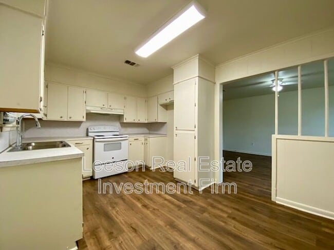 Photo - 134 S Greenbrook Loop