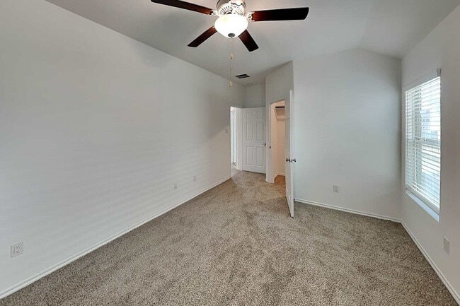 Photo - 18755 Faustina Way