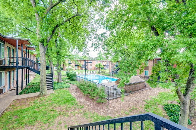 Photo - 3600 Hillsboro Pike Unidad E 16