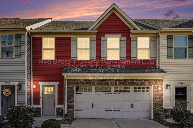 Photo - 11007 Discovery Dr NW