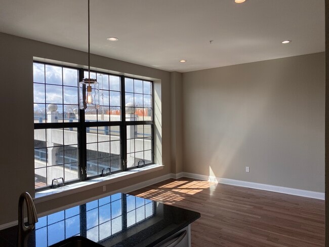 Photo - 428 Lackawanna Ave Unit 304