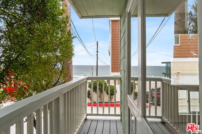 Building Photo - 115 44th St Rental