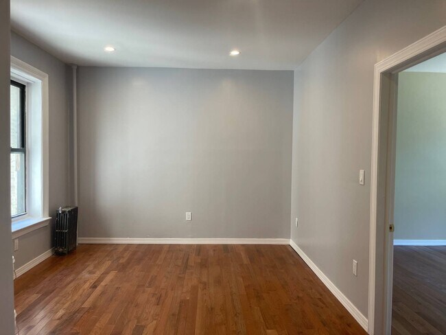 Photo - 88-12 161st St Unit 1st floor