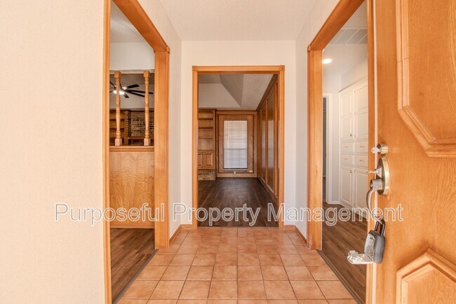 Photo - 1401 Harding Ave