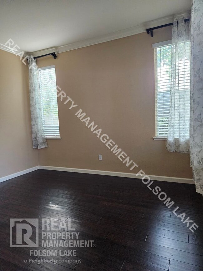 Photo - Lincoln Crossing Gated Community 3-Bedroom...