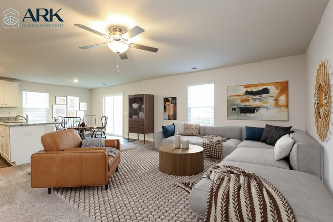 Photo - 2153 Southlea Dr