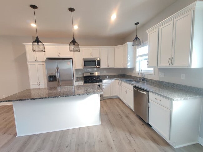 Photo - 2768 Clover Ridge Dr