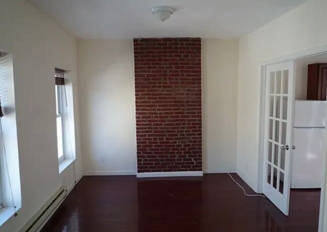 14 Putnam Ave  