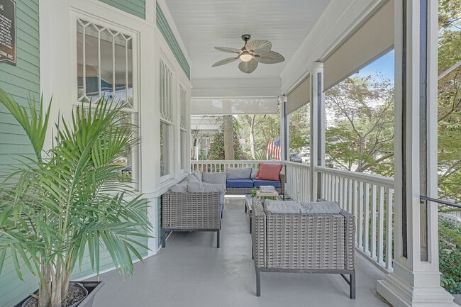 Photo - 312 N 5th Ave