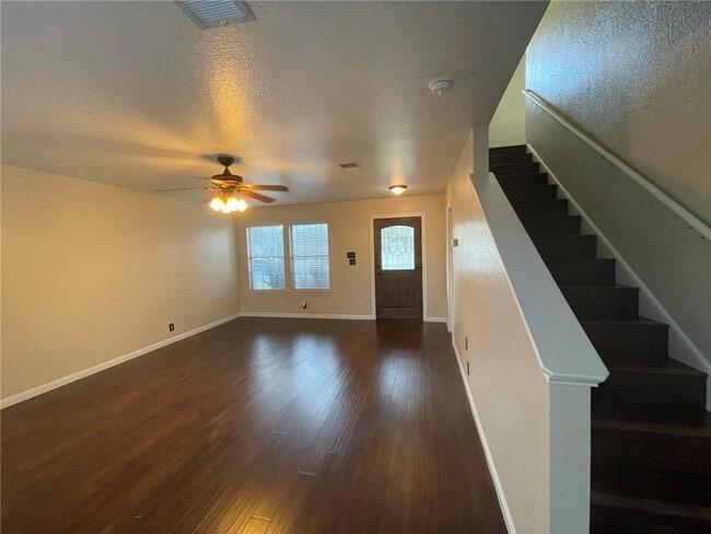 Photo - 102 Brentwood Dr