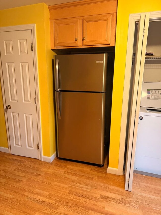 Photo - Downtown Kittery, walking distance to the Portsmouth Naval Shipyard!