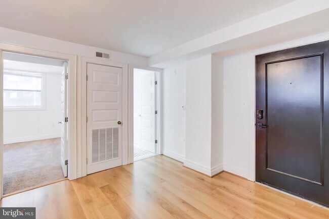 Photo - 3625 16th St NW Unit B1