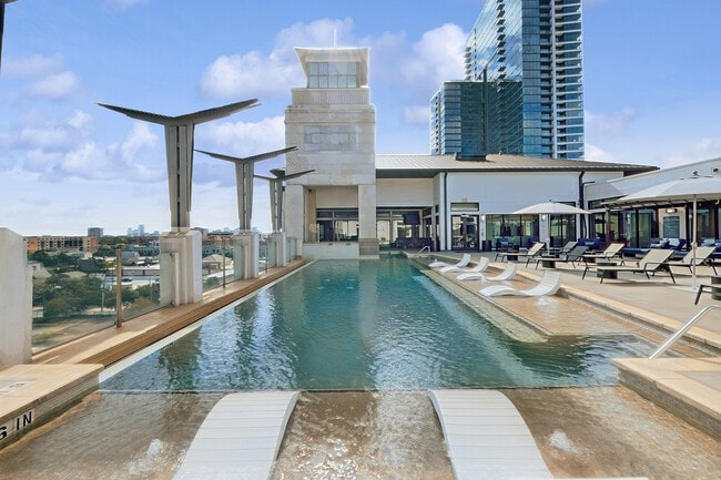 Photo - Arrive River Oaks