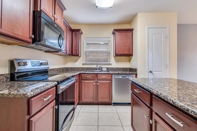 Photo - 120 Mount Vernon Ln