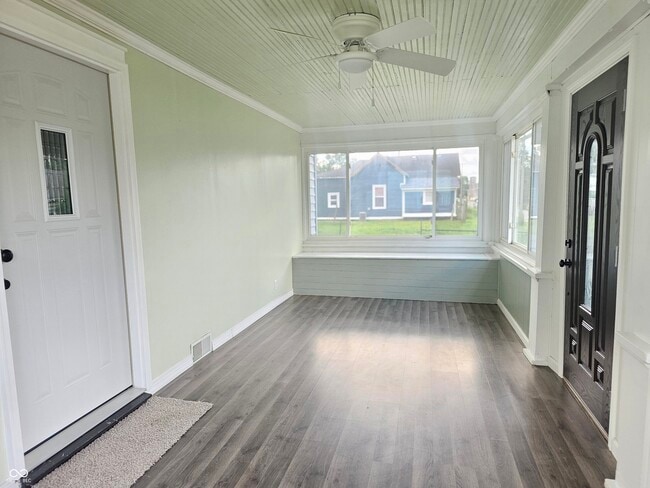 Photo - 2530 Lincoln St