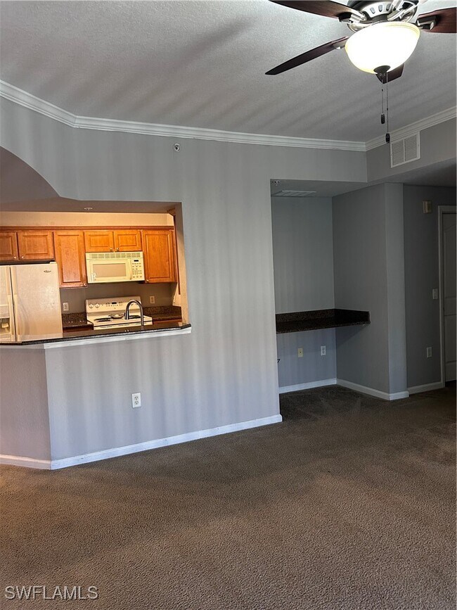 Building Photo - 12975 Positano Cir Unit 307