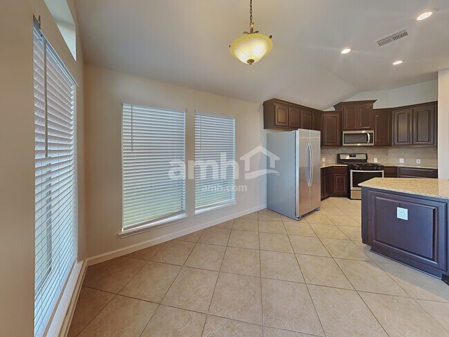 Photo - 2515 Pioneer Oaks Dr