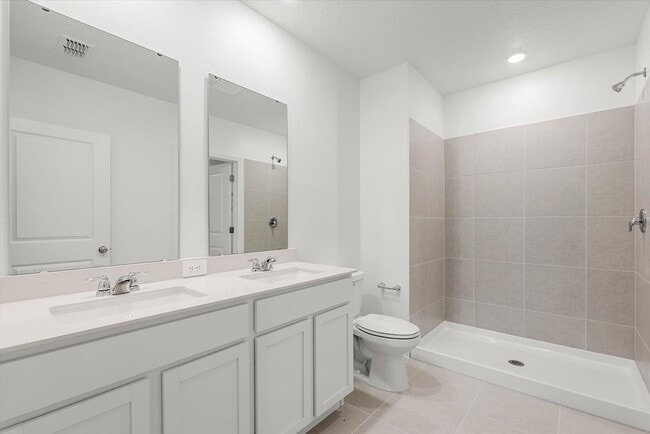 Photo - 1377 Loxley Trl