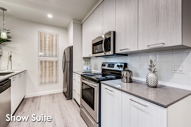 Photo - Broadway Centre