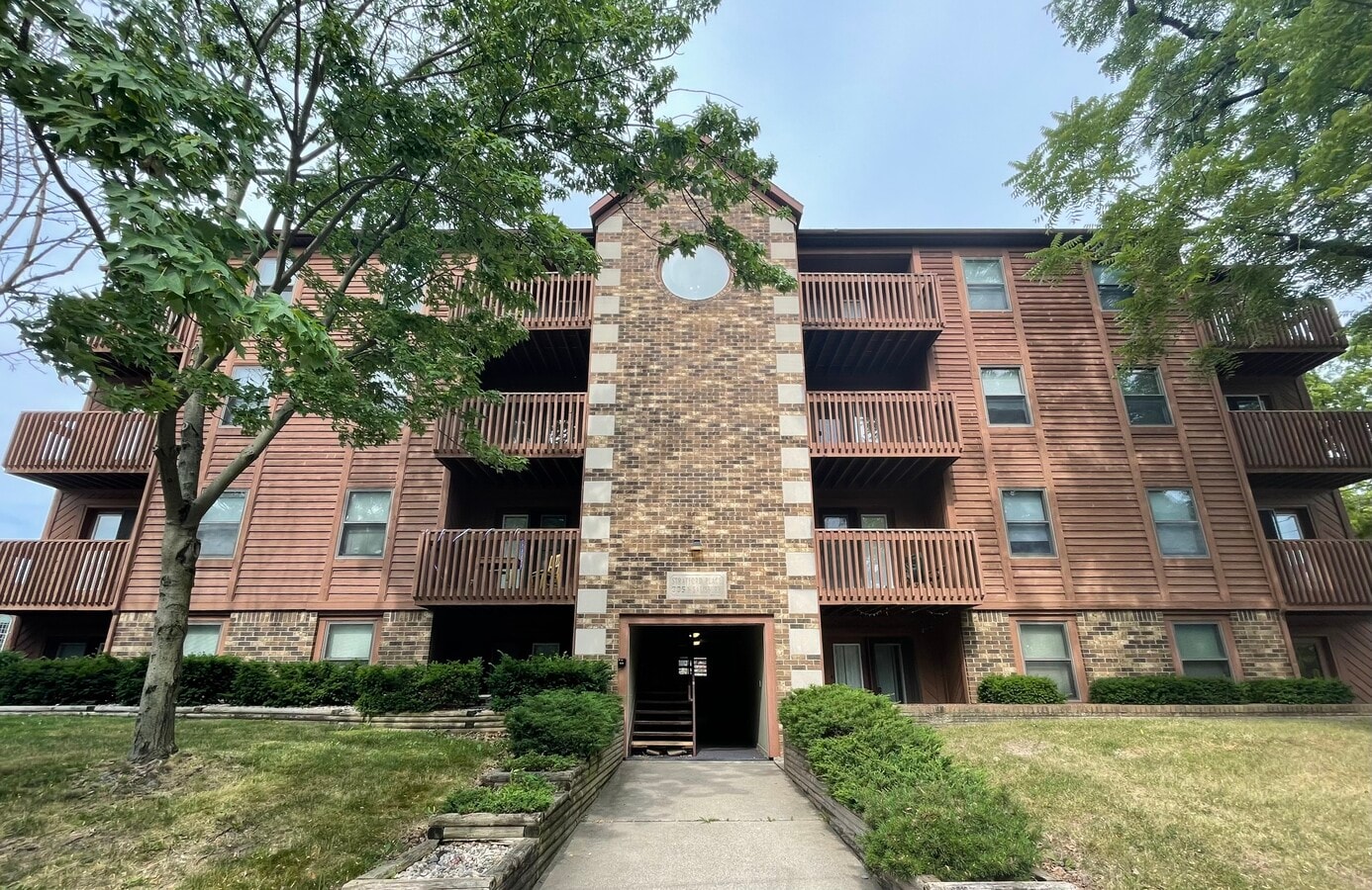 Front Of Building - Stratford II Apartments