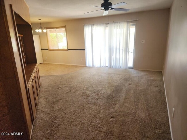 Photo - 4330 W Royal Palm Rd
