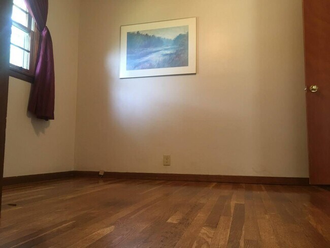 Photo - 3909 Deerfield Rd