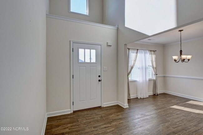 Photo - 109 Easton Dr