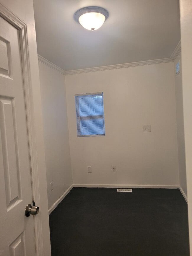 Photo - 14980 Monroe Rd