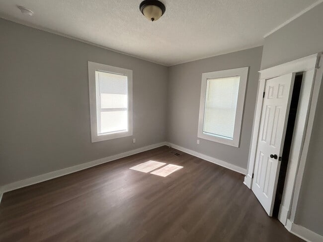 Photo - 1428 Snowden Ave