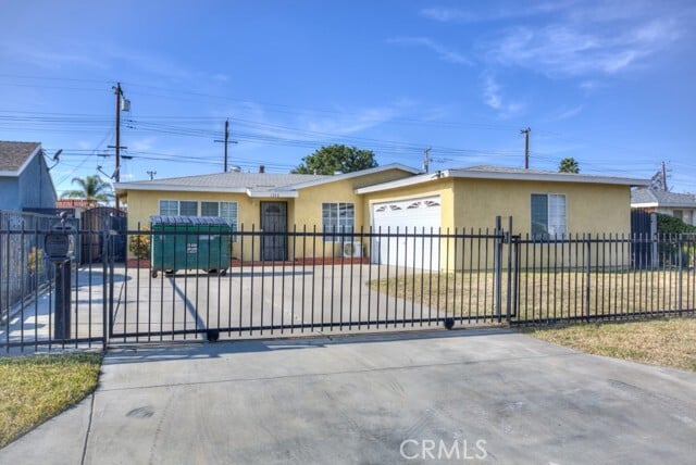 Building Photo - 1343 Electra Ave