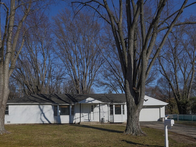 Photo - 20901 Catalpa St