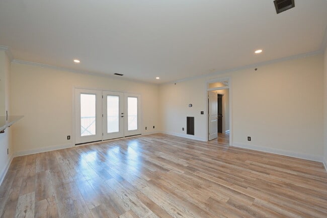 Photo - Spacious Germantown Gem! Unit Apt 406