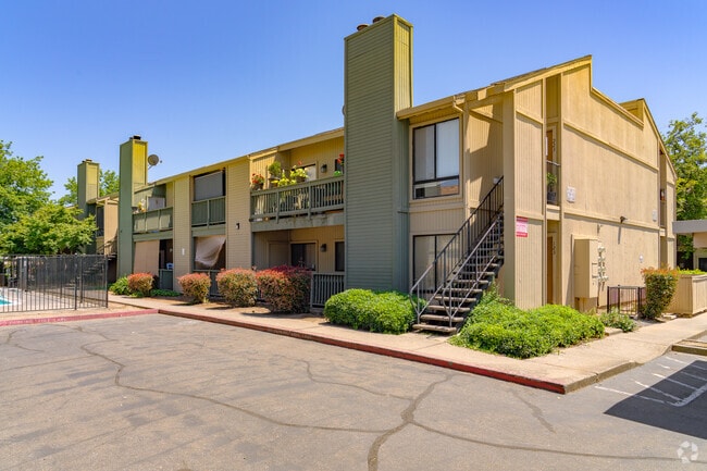 Primar - Alder Grove Apartments