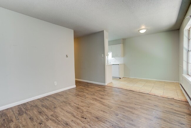Photo - The View: 1 & 2 Bedroom Apartments with Al...