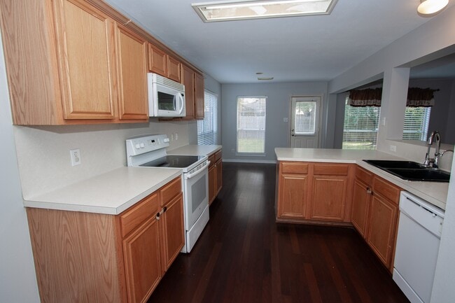 Photo - 1123 Andover Dr