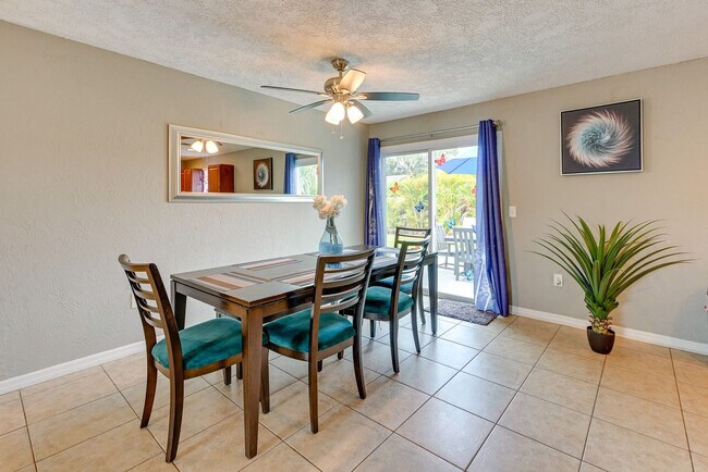 1555 N Tuttle Ave Unit SI ID1545777P