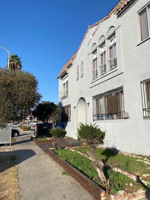 1916 Crenshaw Blvd - 1916 Crenshaw Blvd Apartments